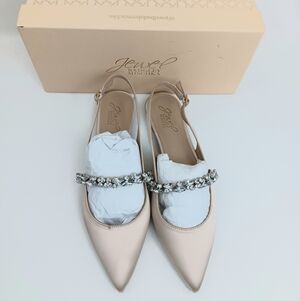 Jewel Badgley Mischka Beige Embellished Slingback Flats